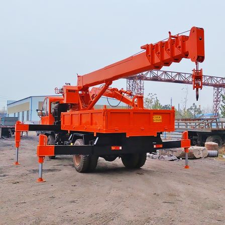 Four wheel drive six wheel drive multifunctional hook machine, 6-meter manganese steel digging arm transport vehicle with winch, hydraulic lifting and digging integrated machine