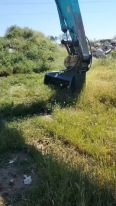 Excavator equipped with lawn mower, fence machine, garden, airport, and fence removal manufacturer