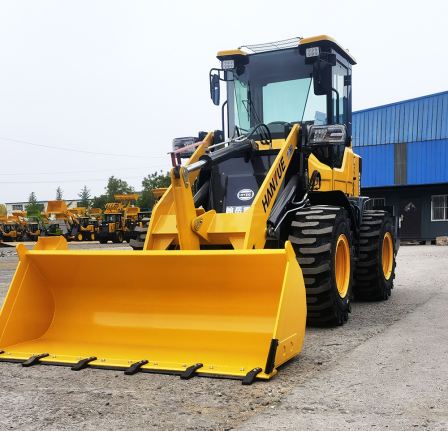 Hanyue 920 loader, diesel small forklift, four-wheel drive hydraulic engineering, agricultural grass grabbing machine, wood grabbing machine