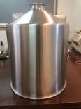 Juyu inclined edge 304 stainless steel conical hopper storage tank funnel fermentation barrel can be customized