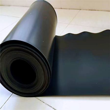 Manufacturer's spot fish pond anti-seepage film waterproof board septic tank biogas tank black hdpe geomembrane Yingyue