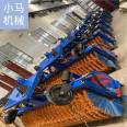 Driving Snow Sweeper Four wheeled vehicle with rolling brush road surface loading snow removal equipment