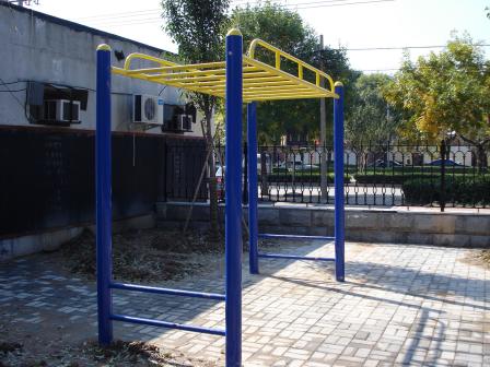 Yuekang provides customized training equipment for outdoor parks, squares, paths, fitness equipment, and ladder support