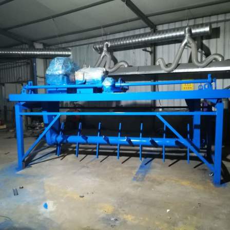 Track type composting and fermentation equipment CFP-2500 tank type tipping machine is sturdy and durable