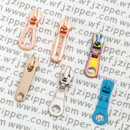 Source manufacturer zipper accessories pull tab high-end 5 metal zipper head luggage handbag zipper pull tag