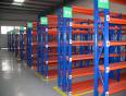 Heavy crossbeam warehouse shelves, logistics industrial factory areas, cloth pallets, medium-sized storage racks
