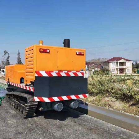 Low noise during operation of self-propelled side ditch cast-in-place machine for canal forming and sliding formwork machine