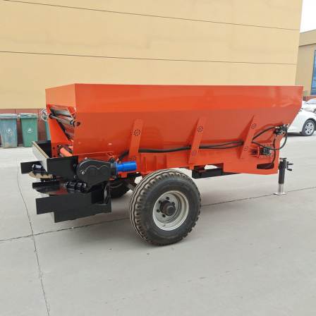 Cattle, sheep and pig manure Manure spreader for manure truck shed double disc fertilizer spreader