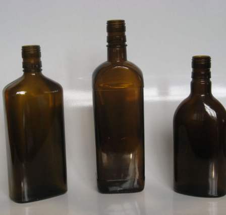 【 Renbo 】 Spot wholesale of various types of brown flat wine bottles series corrosion-resistant flat round brown glass wine bottles