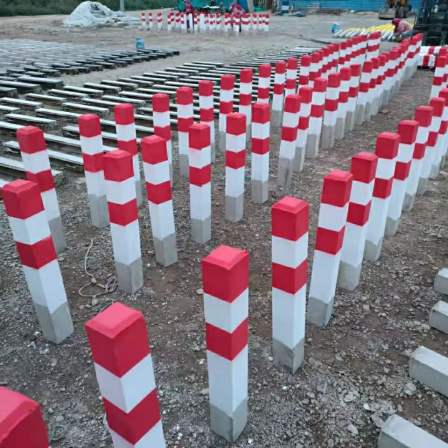 Gas pipeline cement marker pile milestone, 100 meter digital pile warning pile, red and white road crossing pile