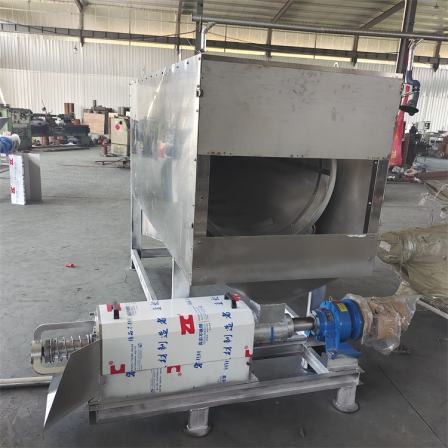 The structure of the fully automatic filtration equipment for small-scale industrial wastewater drum microfilter is simple