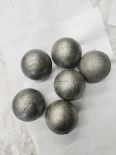 Sell low chromium steel balls, wear-resistant steel balls, ball mills, solid low chromium alloys, sizes available