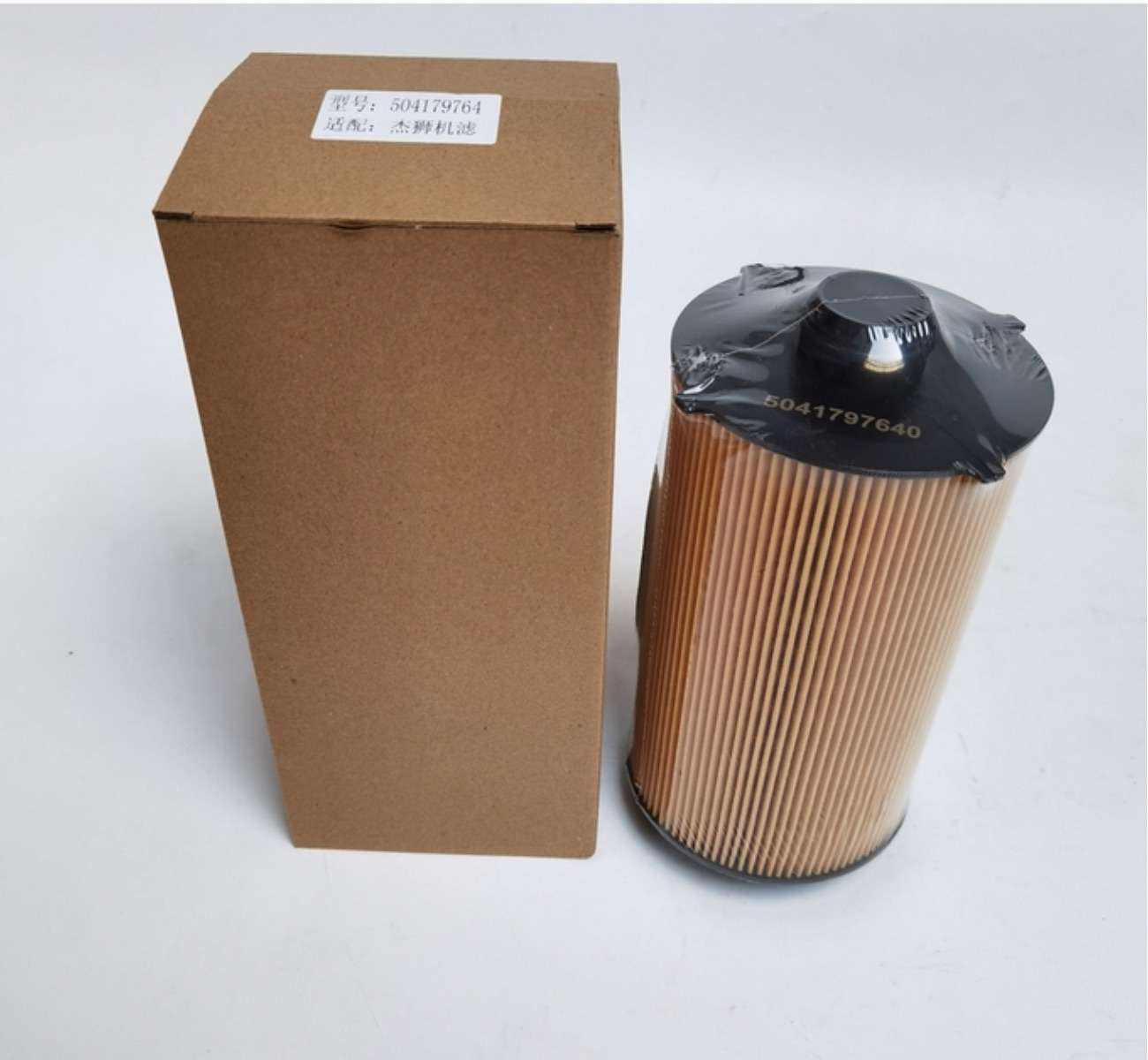 Lubricating Excavator Oil Filter 5041797640 504272431 For SAIC Iveco
