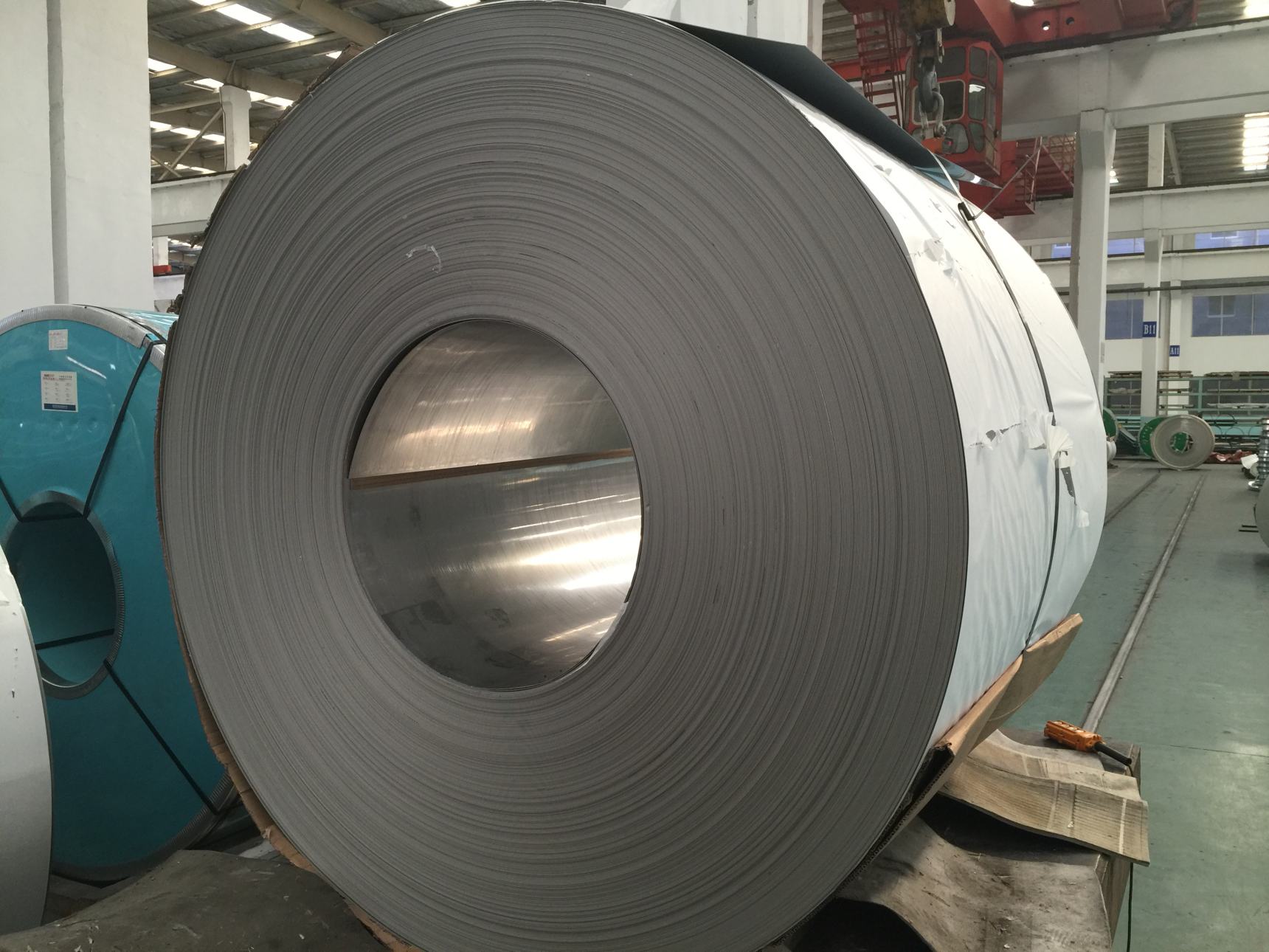 Stainless Steel Coils Cold Hot Rolled 304 316 316L 309 310 410 420 430 2205 Stainless Steel Strip Roofing Sheet Coil