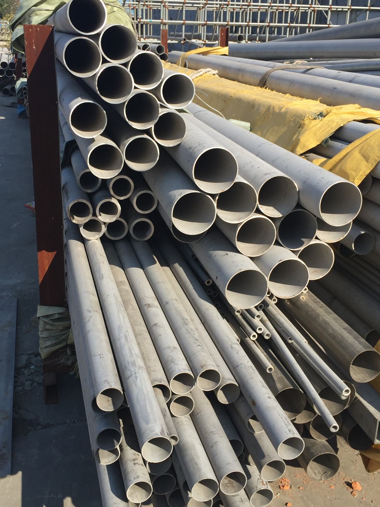 AISI Seamless Welded Cold Hot Rolled Stainless Steel Pipe 201 202 304 316 316L 309 310 410 430 Galvanized Steel Pipe