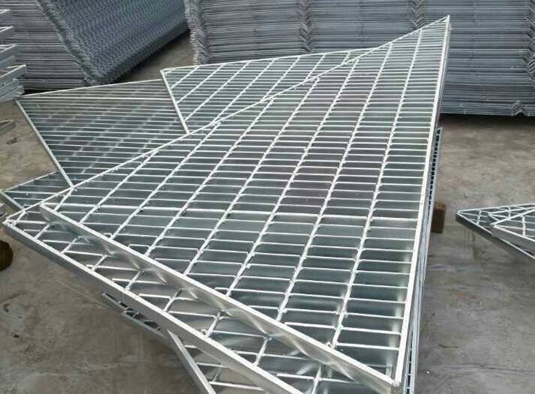 metal driveway drainage pit cover roof walking anti-slip safety grating