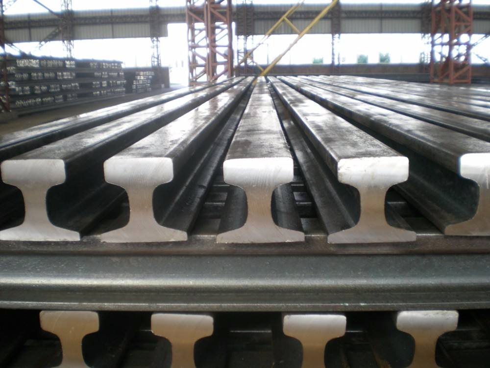 china standard rail qu80 kp80 steel overhead crane rail