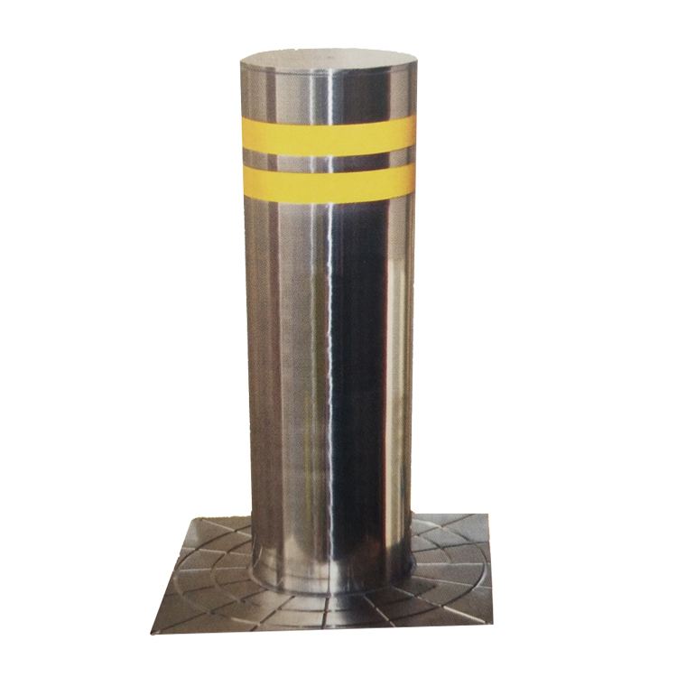 Hairline Finish SS304 SS316 Fixed Street Traffic Bollard With Hook for Chains Flexible Protection Road Bollards