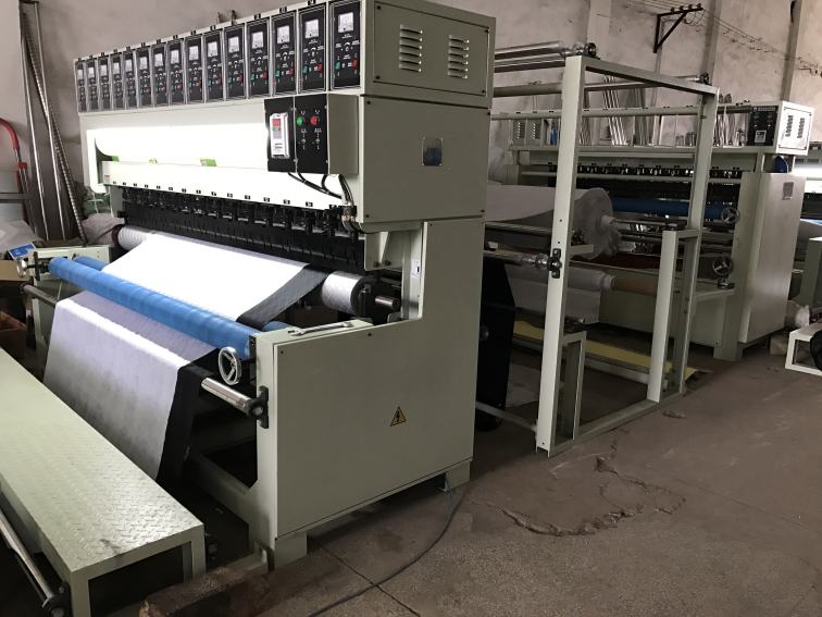 Spot Textil Quilt Fabric Cloth Ultrasonic Lace Leather Cloth Embossing Laminating Embossing Machine Fabric Laminator Equipment