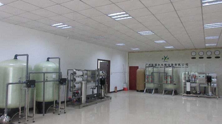 High Quality China Factory Ro-500l 1000l Drinking Water Making Plant Reverse Osmosis Desalination Filter Machine Price