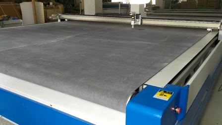 YIZHOU Industrial digital knife cutter custom design automatic cloth fabric cutting machine