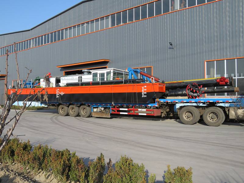 self-propelled mini cutter suction dredger