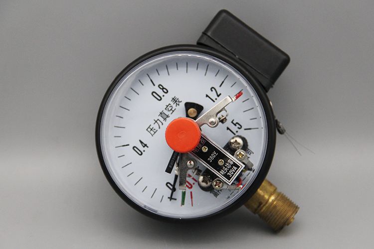 SUPER SEPTEMBER NO MOQ  manufactier electrical contact  pressure gauge 4 inch 30V with thread size M20 x 1.5  OEM ODM