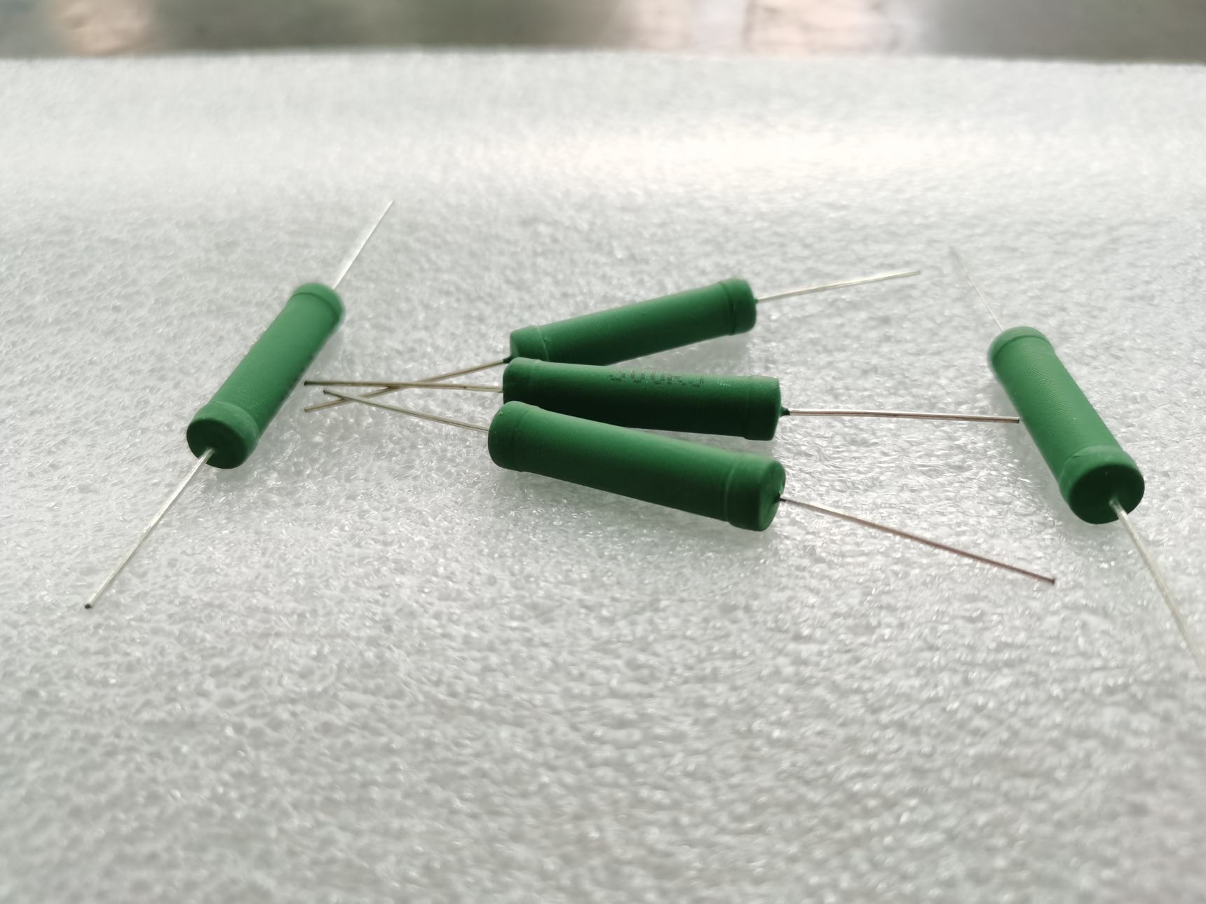 300 Ohm ceramic resistor  wire wound resistor 1w 2w 3w 8w 12w