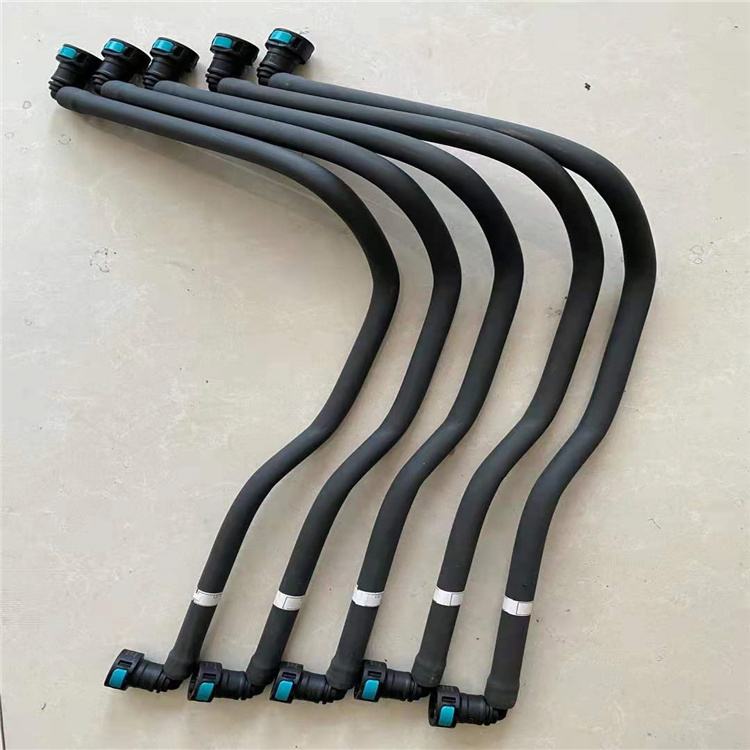 Black Round Oil Supply Tube Rubber Hose High Presure Diesel Pipe For Excavator