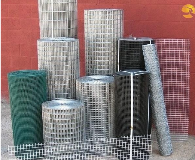 Electric galvanized welded wire mesh fence / PVC coated wire fence panels