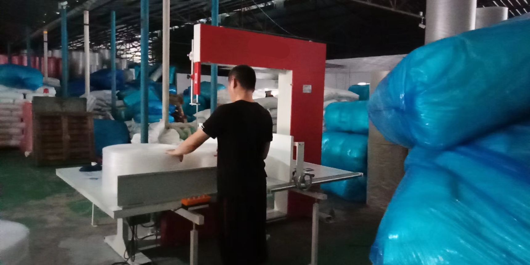 Verified Supplier Vertical Polyurethane Polystyrene Cutting Machine