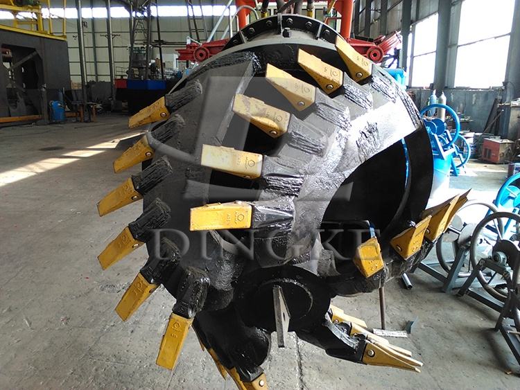 20 Inch Cutter Suction Dredger with Low Price and Good Quality