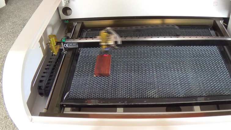 co2 laser cutting machines 6040  laser marking machines 60W 80W  laser engraving machine manufacturer