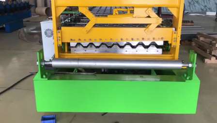 Corrugated Roofing Roll Forming Metal Roof Tile Making Machine