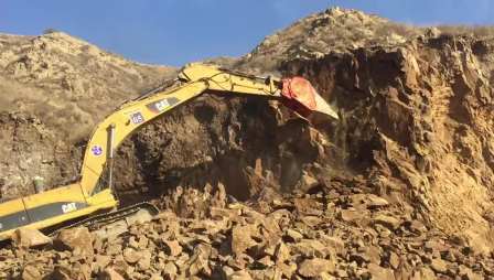 China excavator attachment ripper vibrate vibro ripper for 20~100 tons Excavator