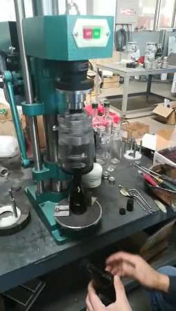semi automatic manual stelvin lid screw lid aluminum lid glass bottle capping machine