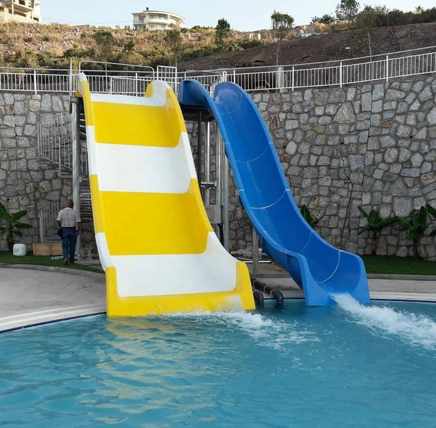 Popular Swimming Pool Water Games Commercial Fiberglass Water Park Equipment Adults Free Fall Body Pool Slides for Sale