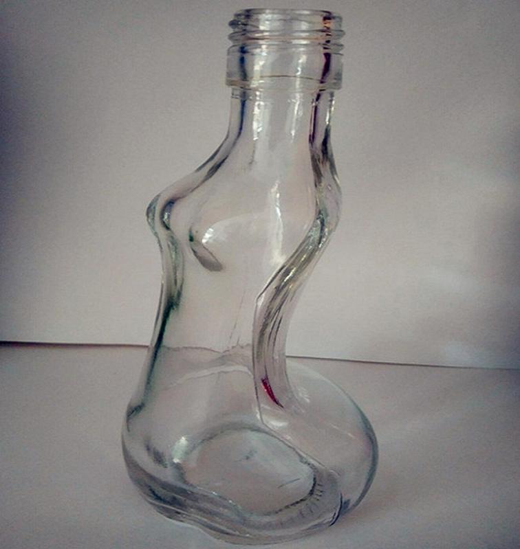 New design 100ml super flint women shaped glass wine bottle