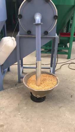 Wheat, Corn, Soybeans, Palm kernel Cake poultry feed grinder and mixer