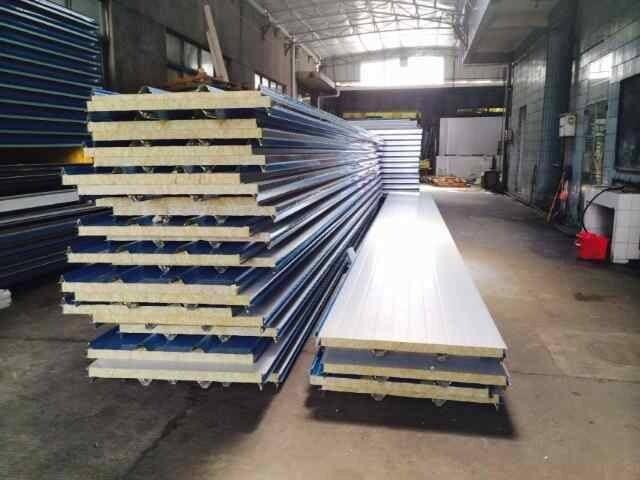 Low Price Rock Woo Sandwichl Board Rock Wool Sandwich Panel Insulated Metal Faced For Roof Board Manufacturer