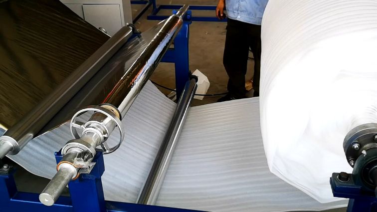 PE Film To EPE Foam Sheet Laminating Machine