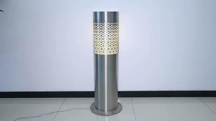 Yaolong 304 316 Stainless Steel Outdoor Cylindric Bollard Lawn Steel Garden Decorative Bollard Light