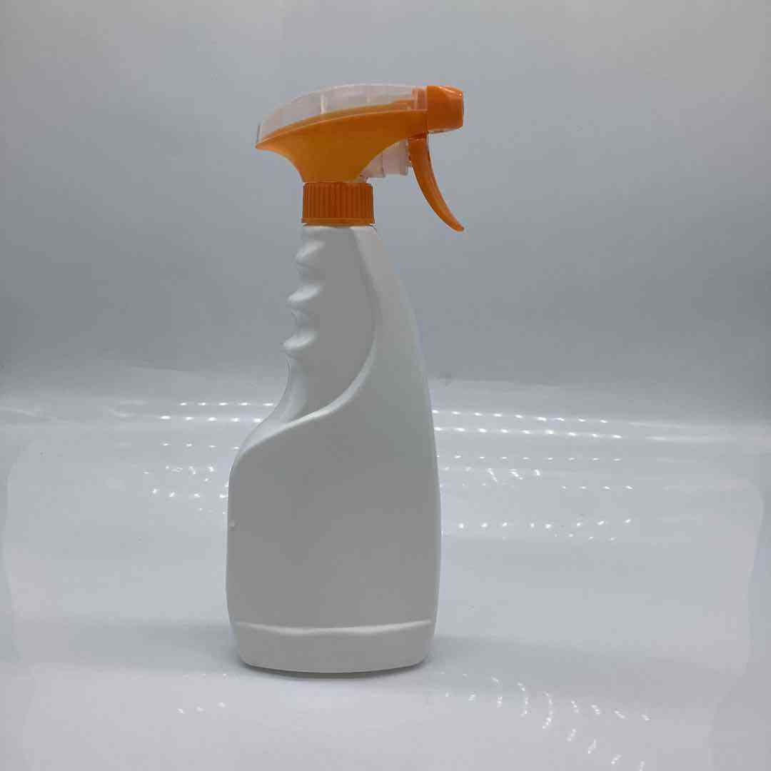 The Best Adjustable Nozzle Plastic Spray Bottle Measurement,  Sprayer Plastic 500ML Empty Bottles