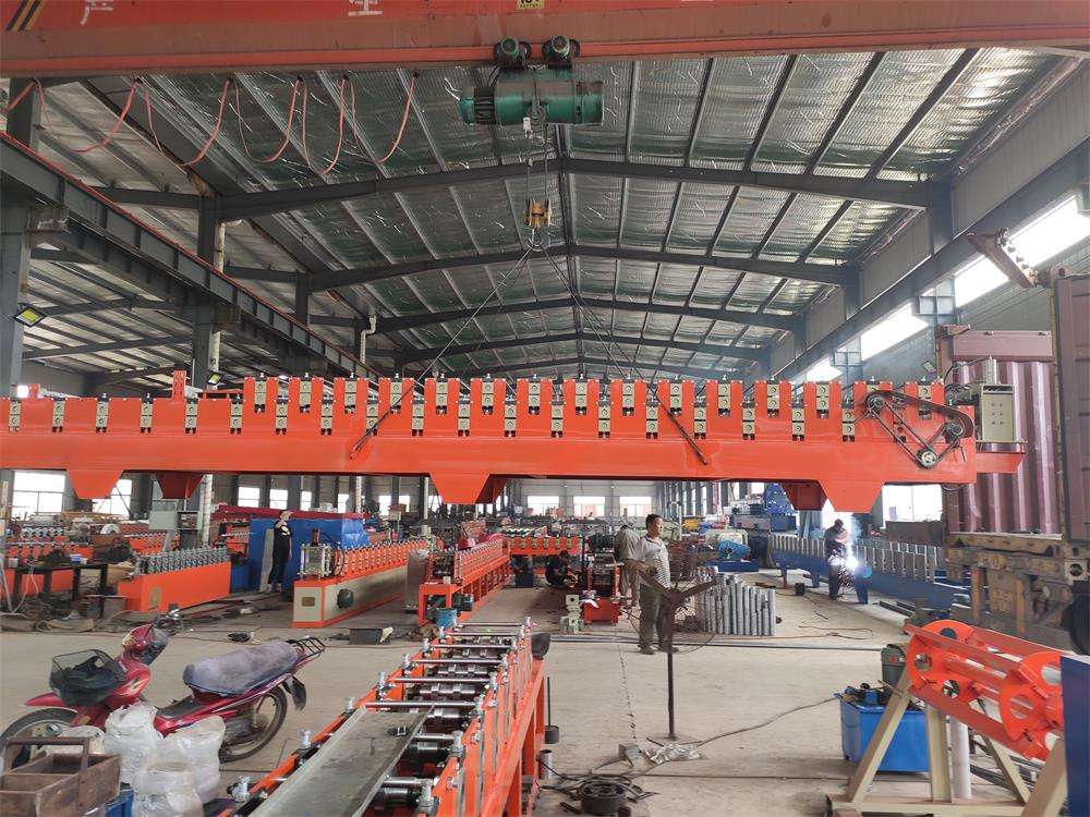 Libya 1250 coil metal roof panel double layer deck making equipment machine