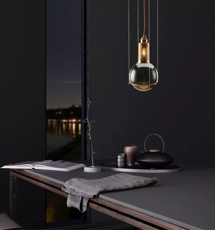 Postmodern minimalist light luxury single head crystal decor pendant light
