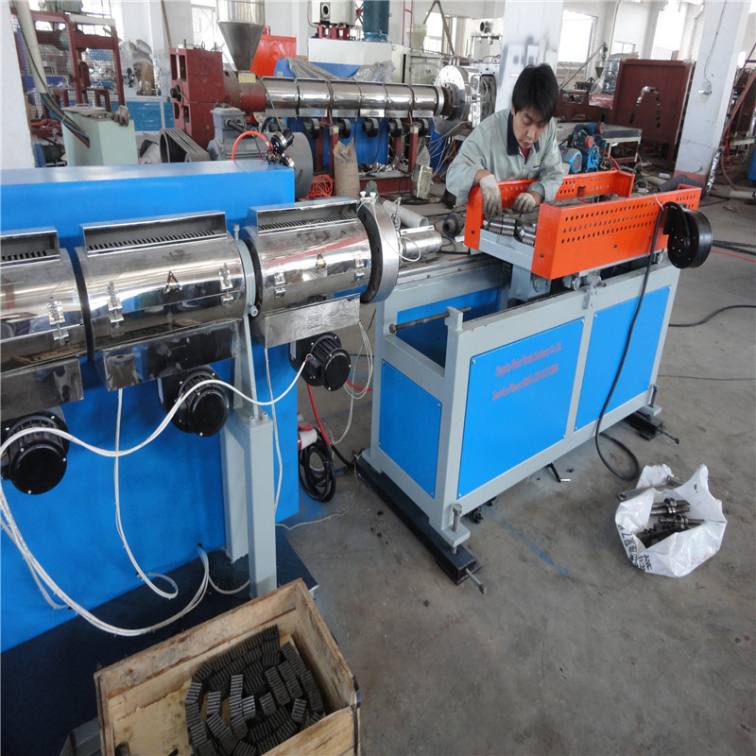 sj-65/30 pvc single wall corrugated pipe extrusion line; price of PE single wall corrugated tube extruder 8-32mm