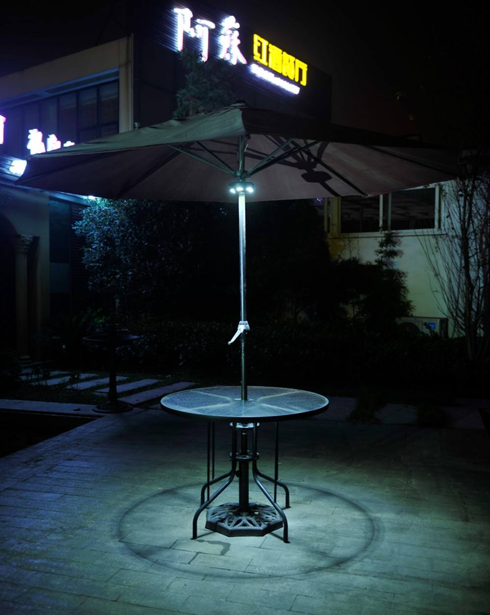 Solar Power flagpole Light for beach garden bar coffeehouse