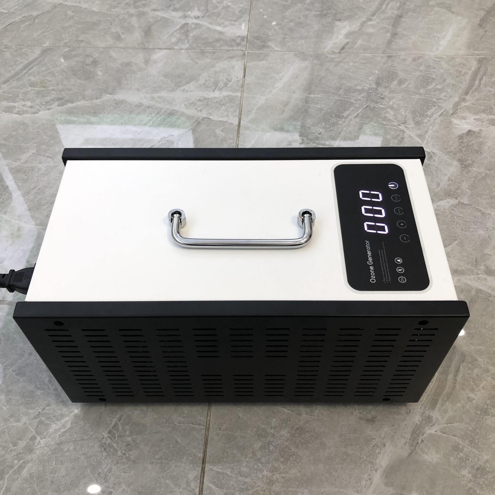 Workshop food factory hotel hospital disinfection in addition to smell new air purifier 20G ozone generator