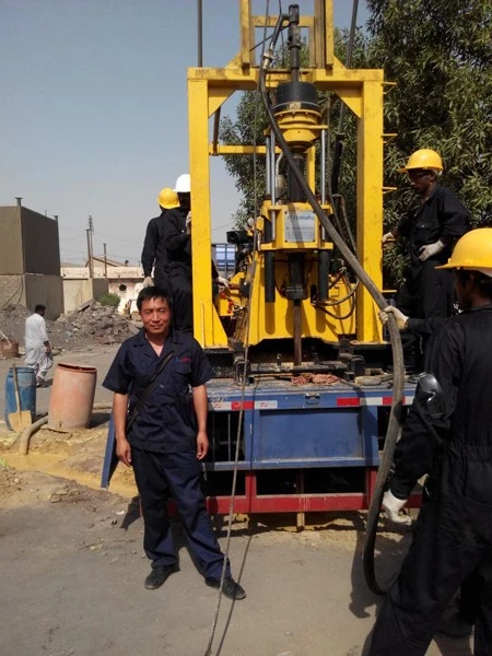 HW230L  100m dpeth 8inch diameter borehole drill driller rig machine in Chile