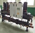 Water cooled scroll chiller with scroll compressor